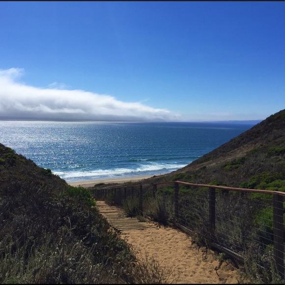 Meet your Posher, Lori - Picture 2 of 6